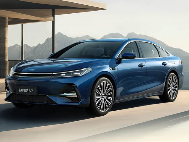 ELECTRIC / AUTONOMOUS