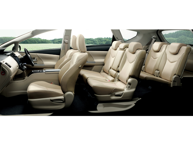      (Prius alpha) -                  