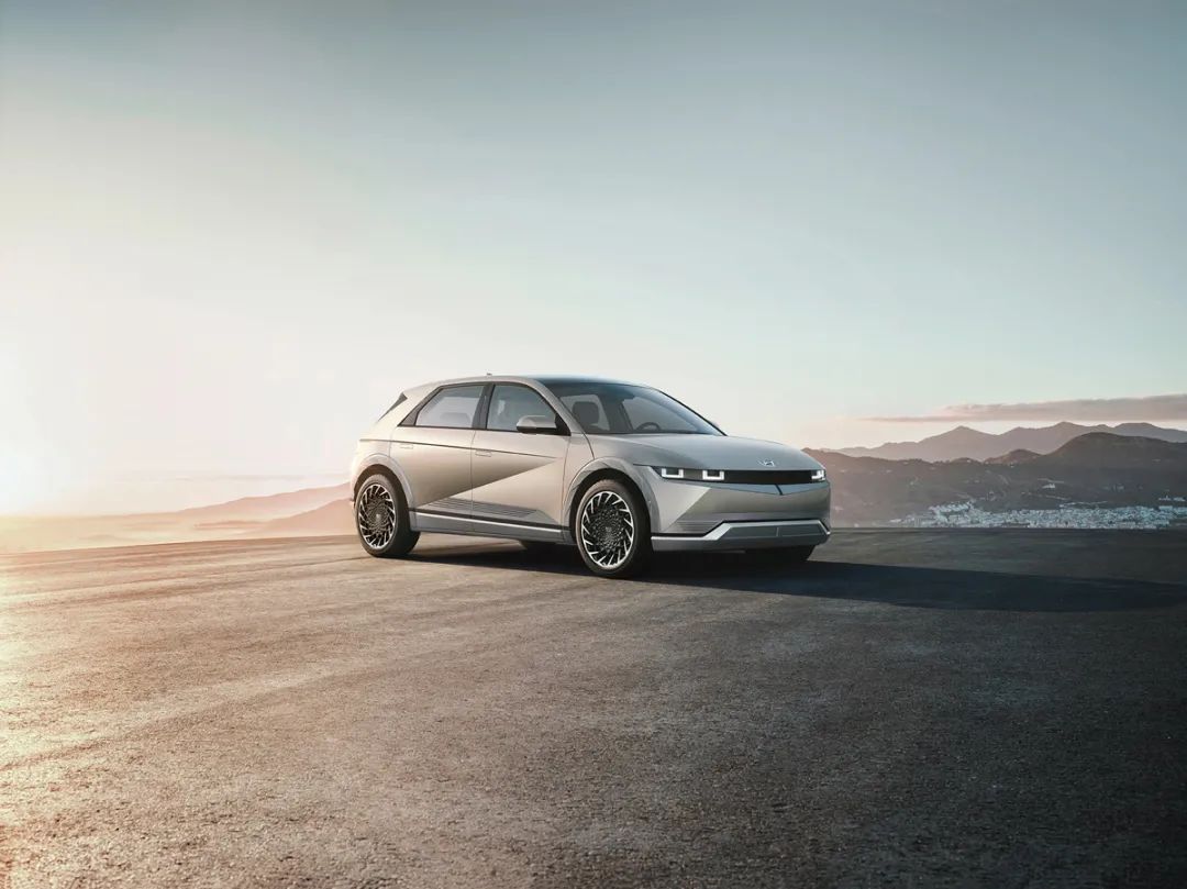 現代自動車 欧州で中型車の販売比率増加