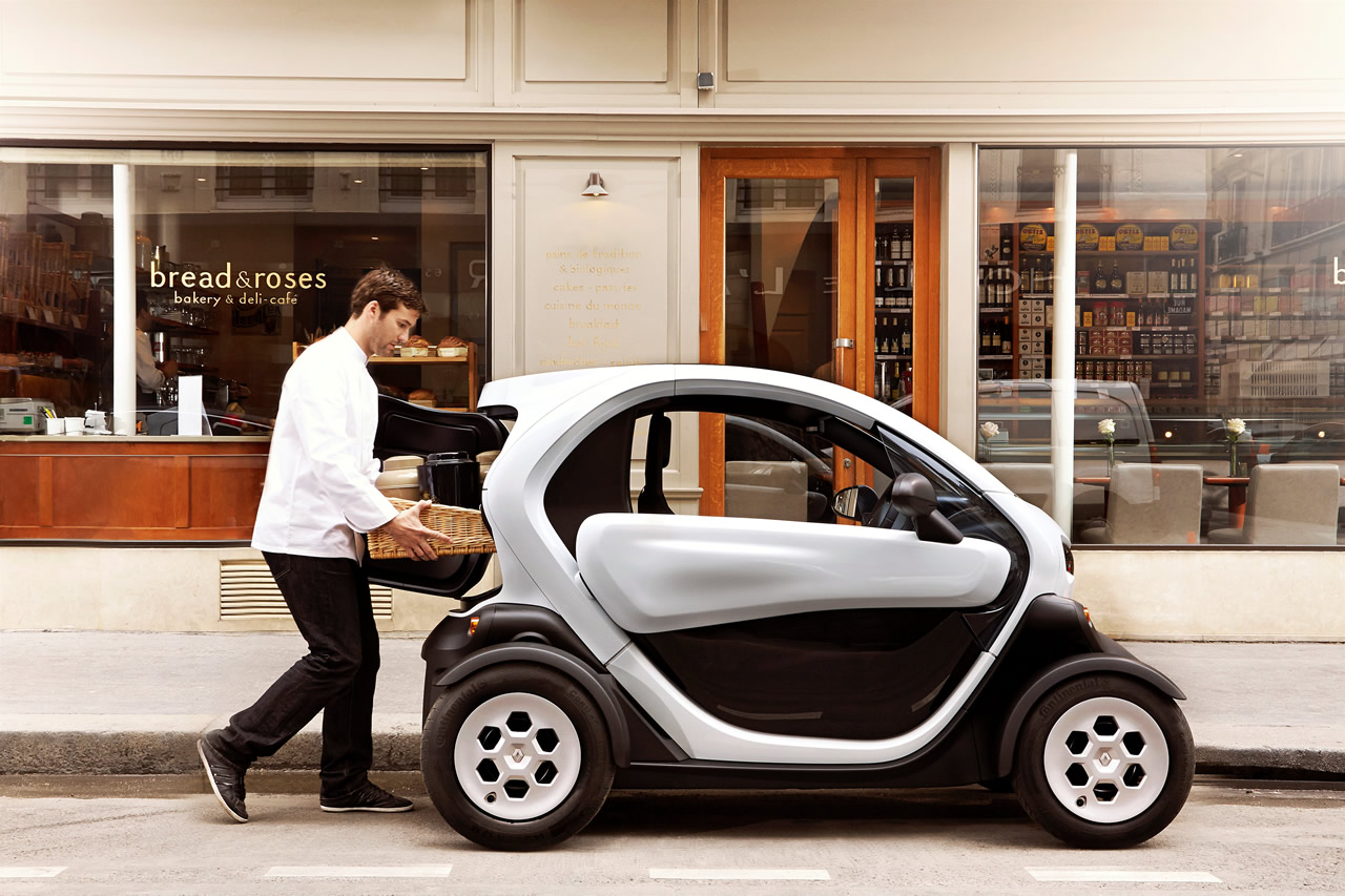 ルノー 小型ev Twizy に商用仕様を設定 自動車産業ポータル マークラインズ ルノー 小型ev Twizy に商用仕様を設定 自動車産業ポータル マークラインズ