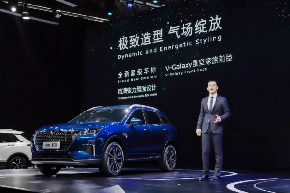 ヴェヌーシア 新型コンパクトsuv 啓辰 星 を広州モーターショーで発表 自動車産業ポータル マークラインズ
