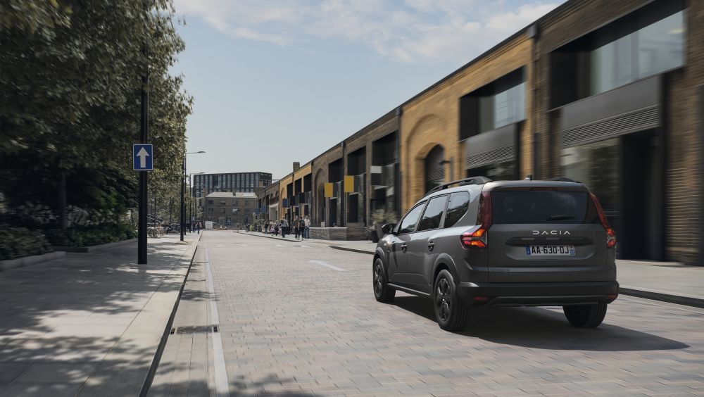 Dacia Jogger now available with a hybrid engine