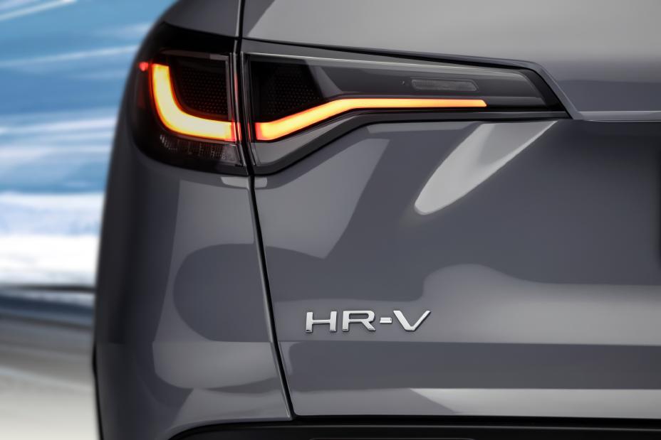 ホンダ 新型suv Hr V のディーザー画像を公開 米国で4月4日に発表へ 自動車産業ポータル マークラインズ