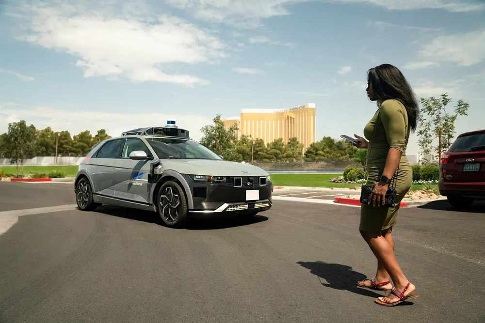 Aptiv PLC (旧 Delphi Automotive PLC) - 自動車産業ポータル マークラインズ